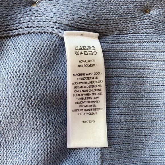 TAHARI  2X v-neck cotton blend Sweater. NWT - Picture 7 of 8